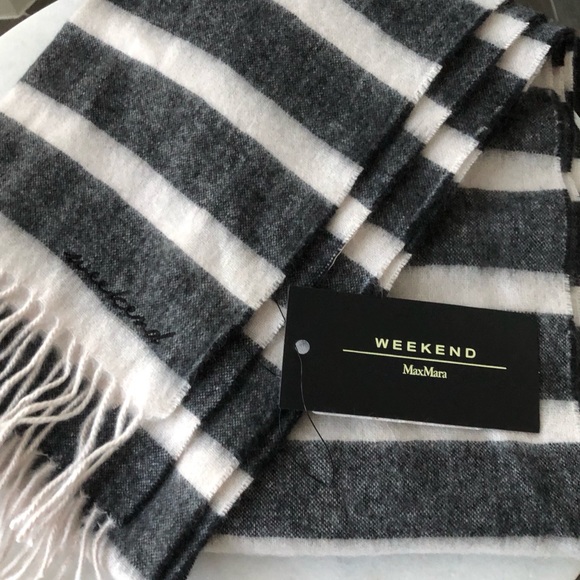 NWT MaxMara Weekend Scarf - Picture 3 of 8